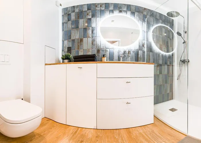 Dmowskiego - Parking, Balcony - By Rentujemy Apartmán