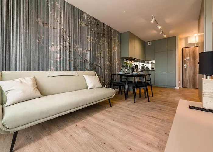 Apartmán Dmowskiego - Parking, Balcony - By Rentujemy