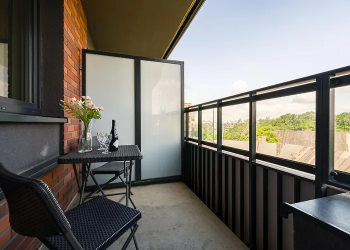 Apartmán Dmowskiego - Parking, Balcony - By Rentujemy *