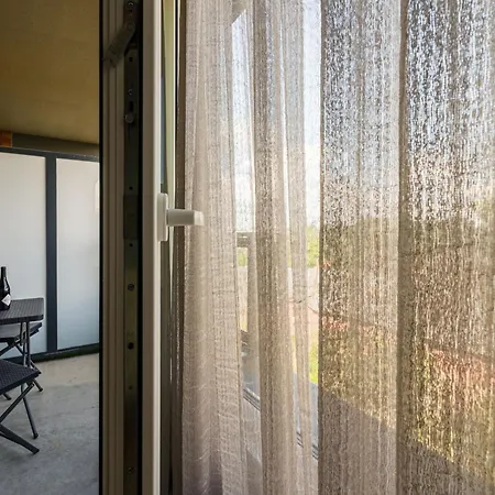 Appartement Dmowskiego - Parking, Balcony - By Rentujemy